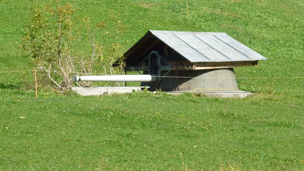 Panzerturm der Festung Furggels des Schweizer Reduit